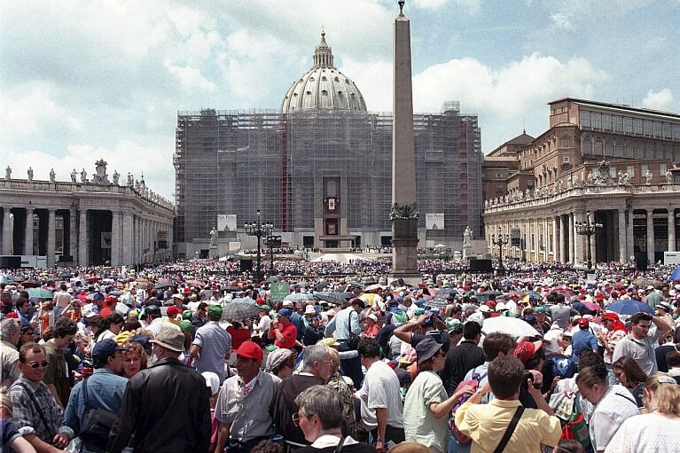 AP : Vatican City |